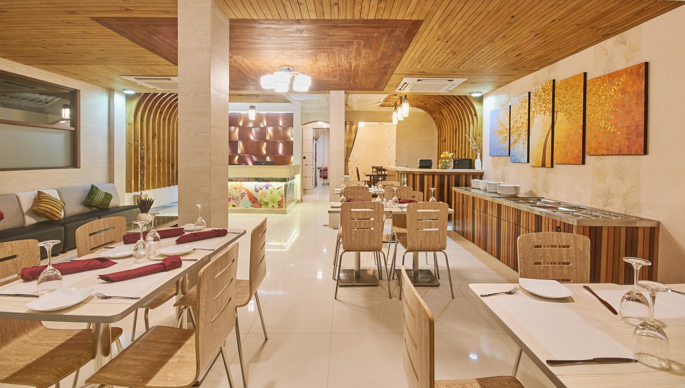 Gallery image 2 for Lonuveli Restaurant in Malé